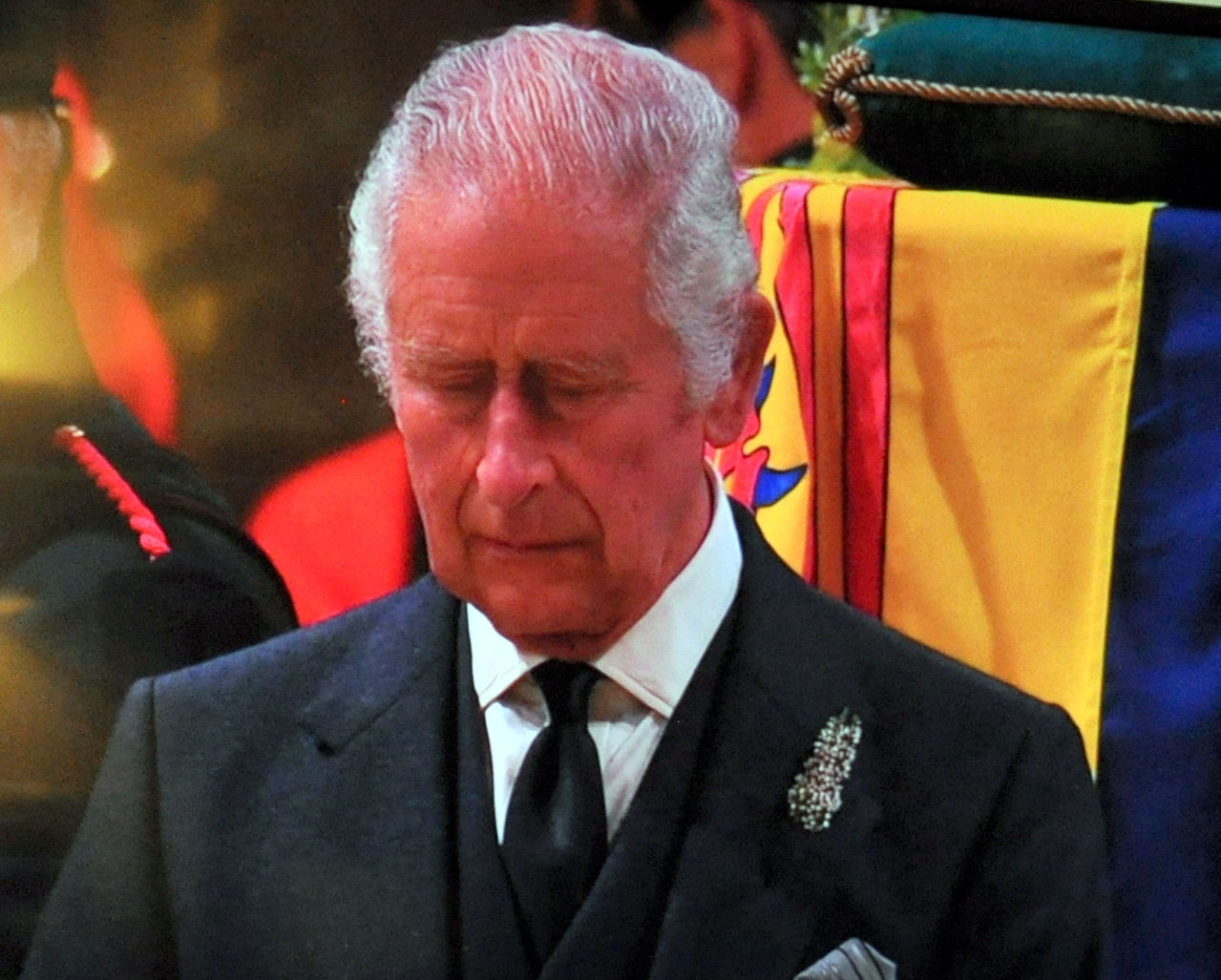 King Charles III holds a vigil in St Giles THE DEMOCRAT