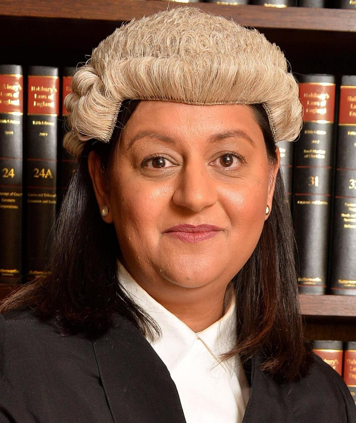 Dumbarton woman amongst five new judges appointed by the King – THE ...